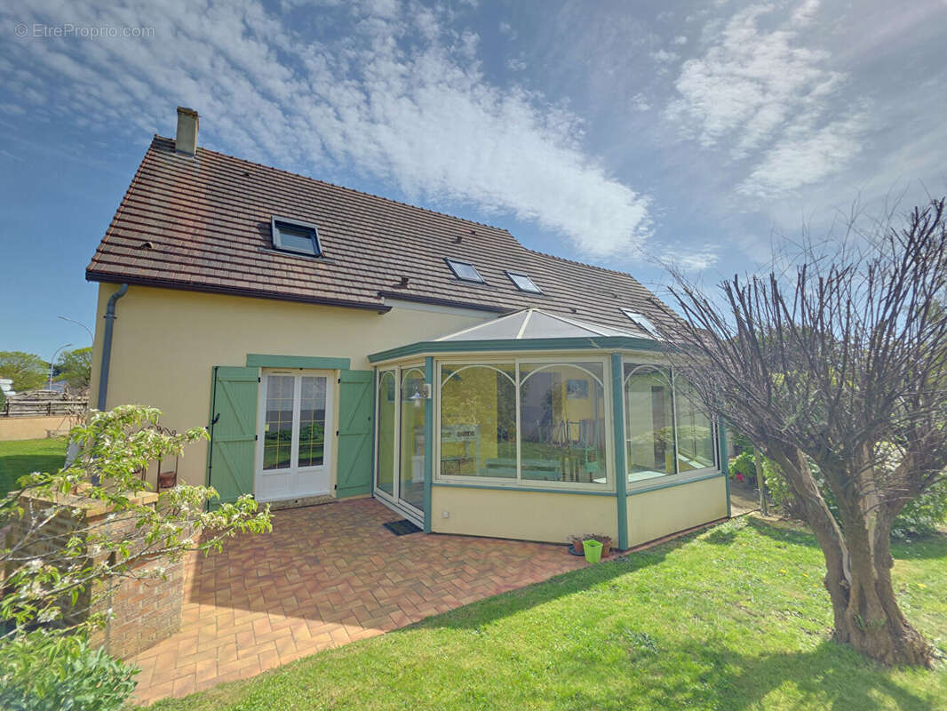 Maison à GALLARDON