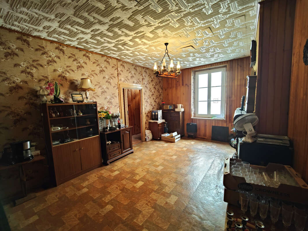 Maison à BRIENON-SUR-ARMANCON