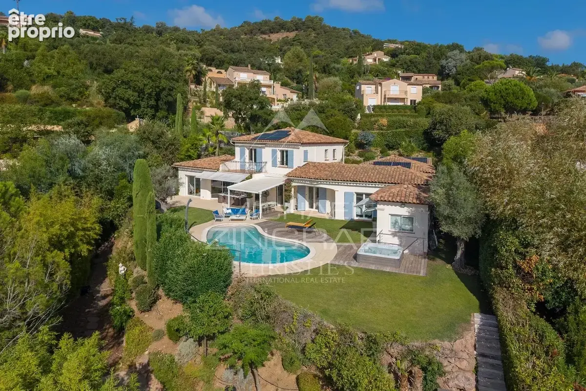 Photo Maison à Les Adrets-De-L'esterel au prix de 1 470 000€