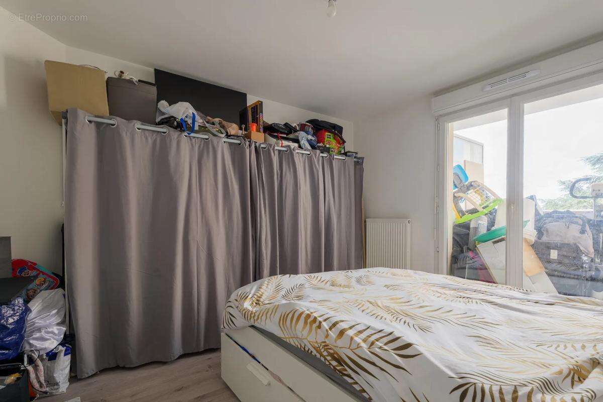 Appartement à LE BLANC-MESNIL