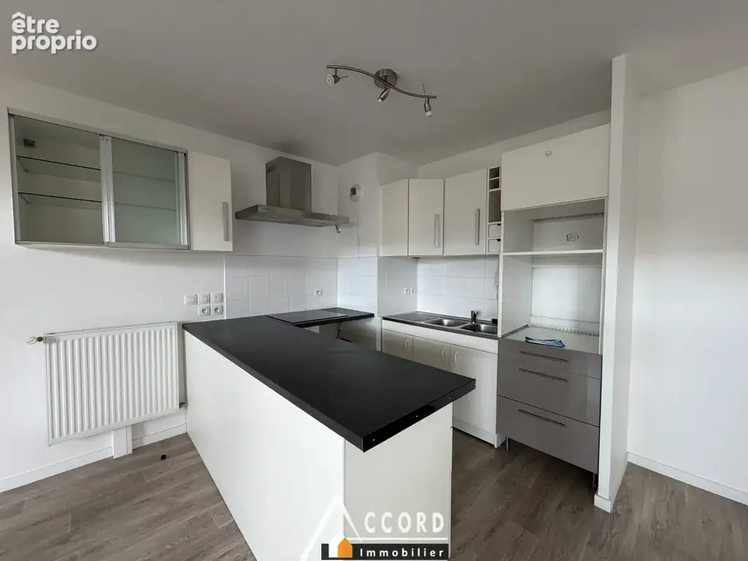 Appartement 4 pièces 3 chambres 79m2 - photo 2