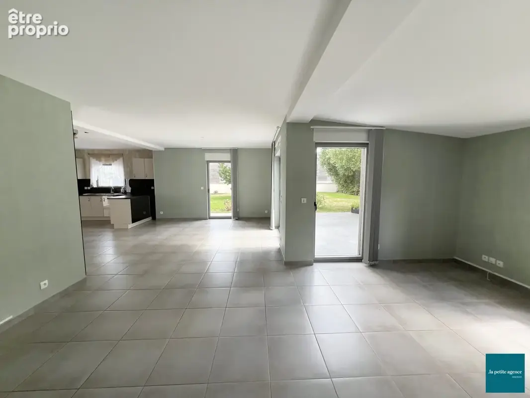 Maison 6 pièces 142 m² à vendre à Benouville (14970) - photo 3