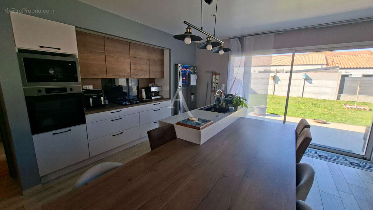 Maison à LE POIRE-SUR-VIE