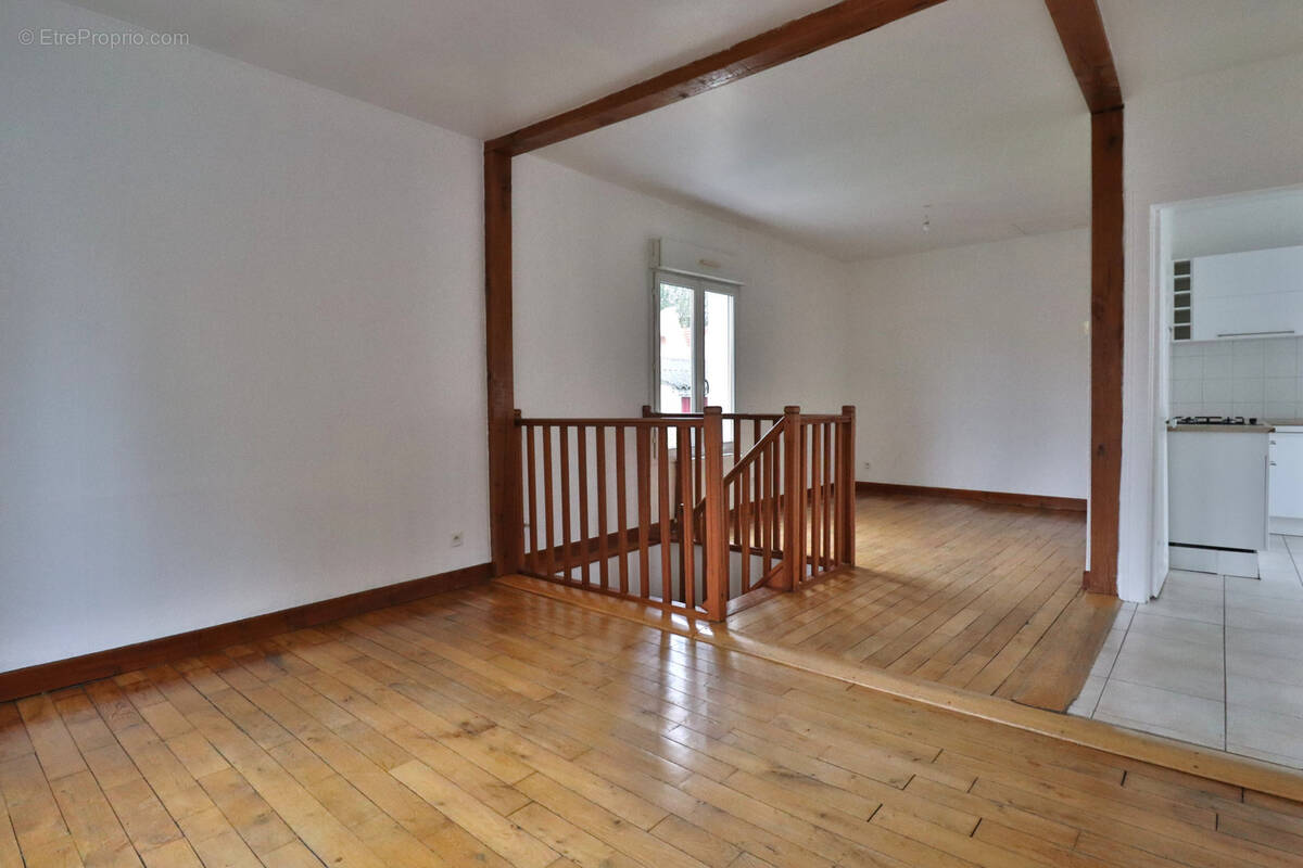 Maison à SAINTE-SAVINE