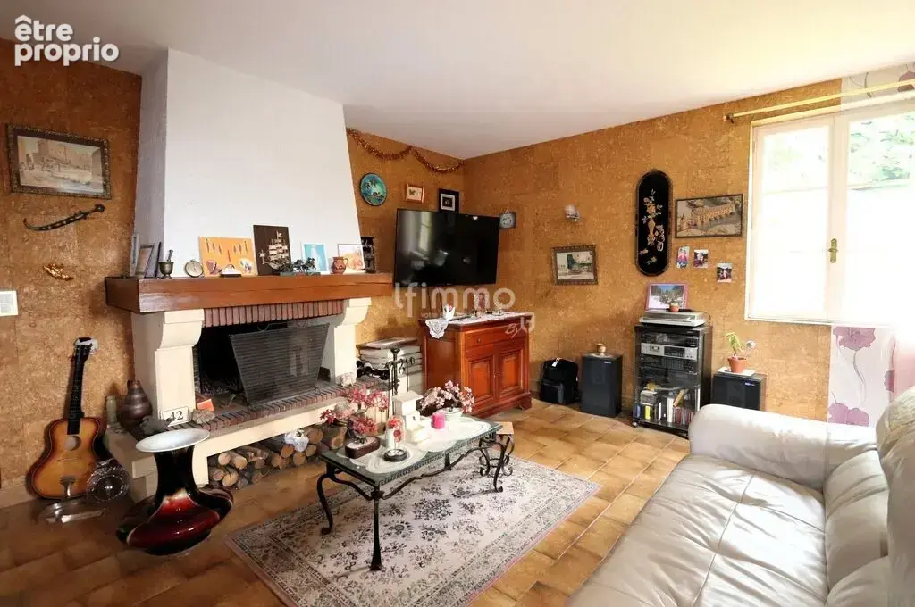 Maison - Immeuble de rapport de 185m² - photo 5