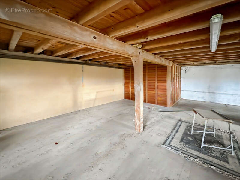 Commerce à BASSOUES