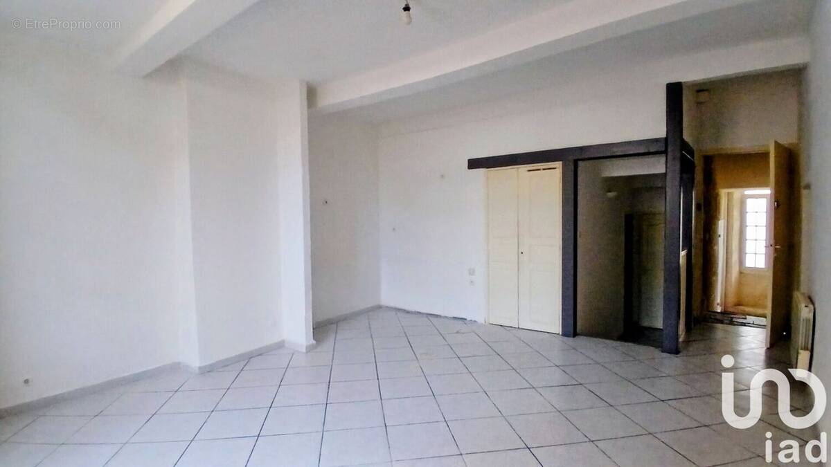 Photo 1 - Appartement à NISSAN-LEZ-ENSERUNE