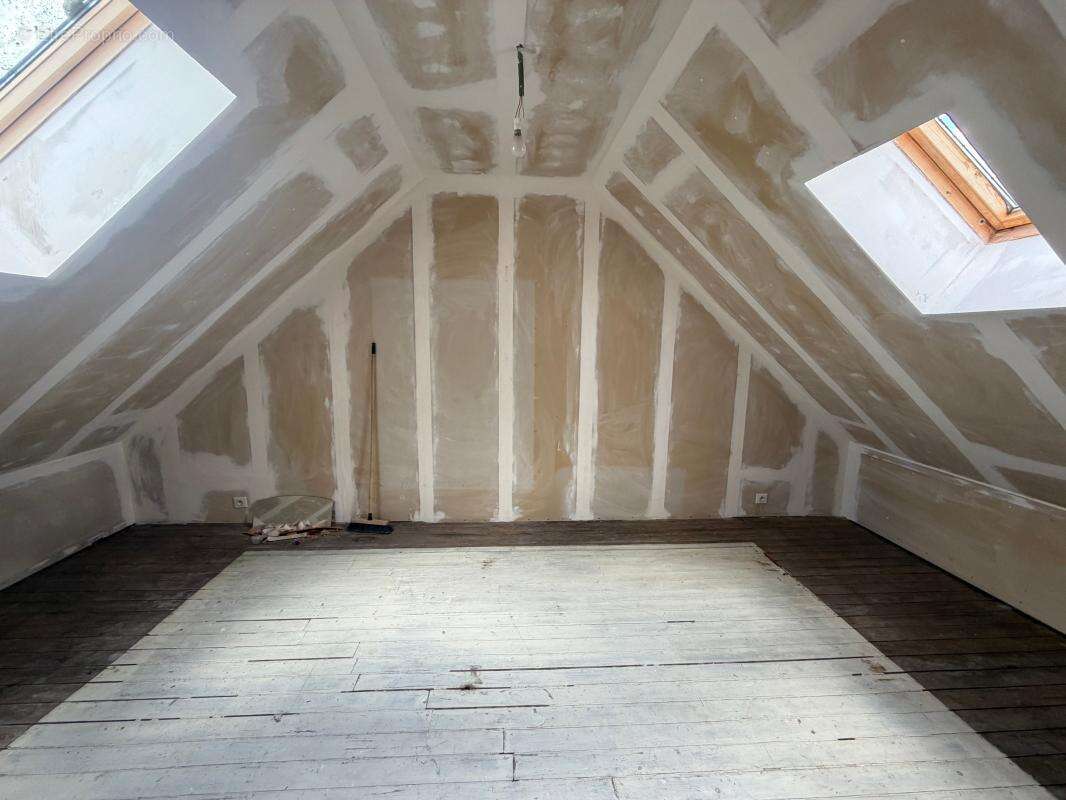 Maison à TERGNIER