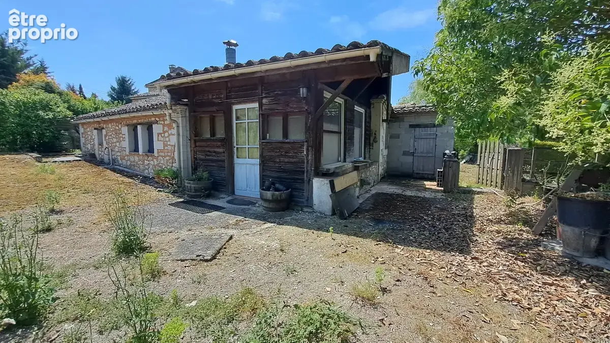 Ensemble immobilier de 4 logements en pierres sur une parcelle de 3109 m2. IDEAL INVESTISSEMENT LOCATIF. - photo 4