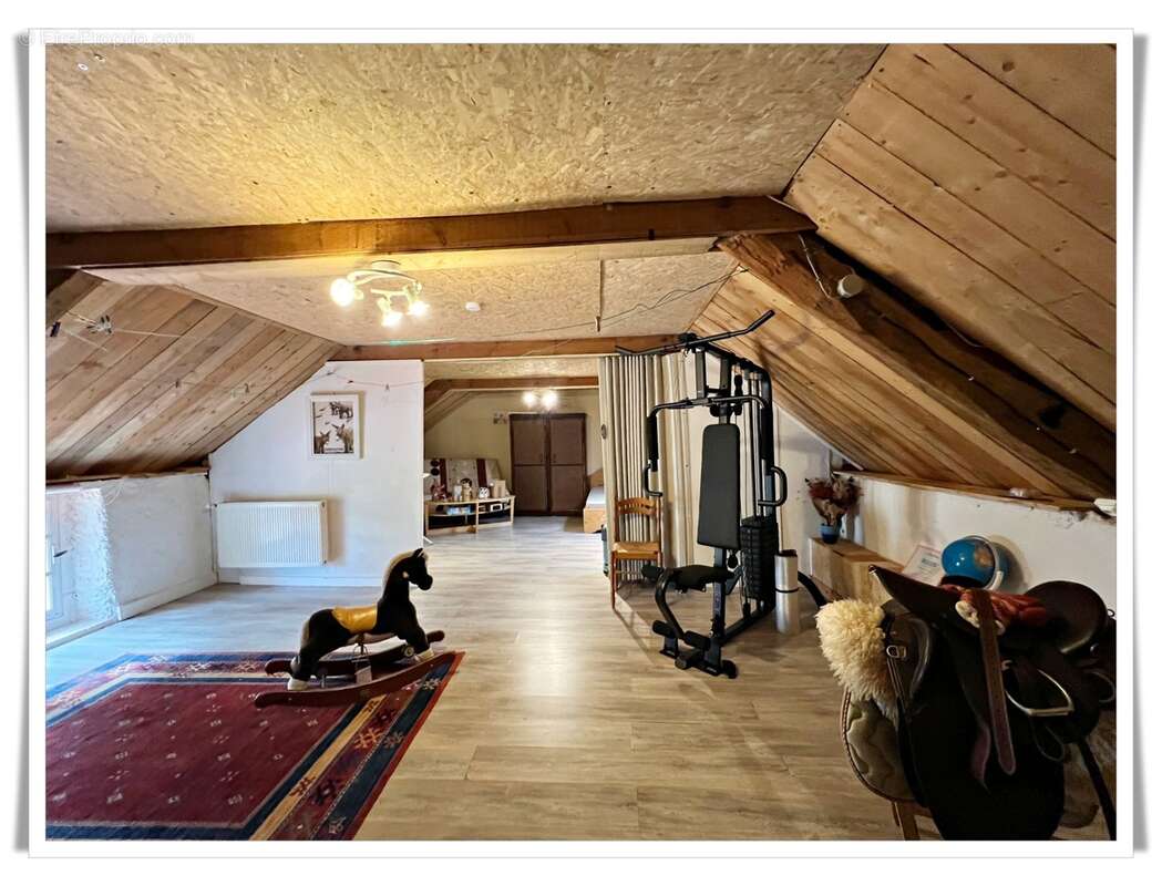 Maison à vendre 6 pièces PLUMELIAU (56) Propriété en pierre au cœur de la nature – Un cadre de vie enchanteur - photo 13