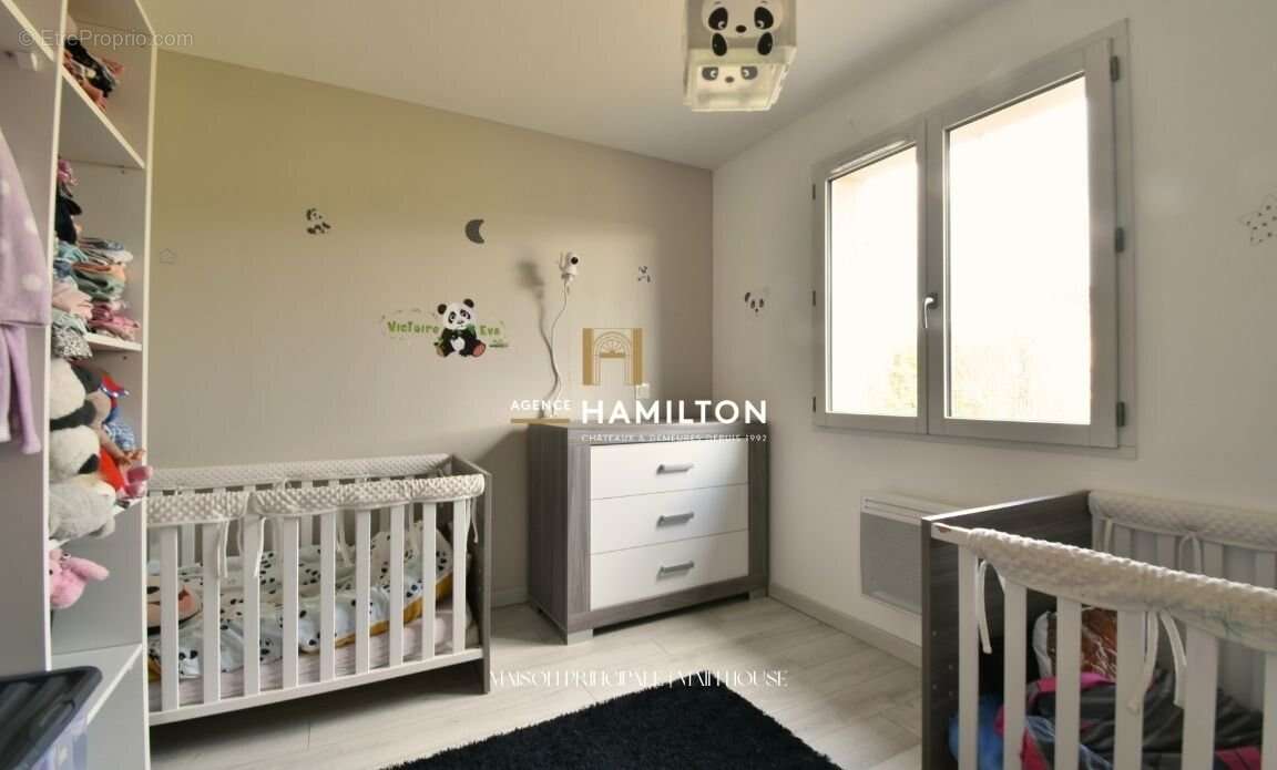 Maison moderne de plain-pied avec suite parentale et grand terrain - photo 4