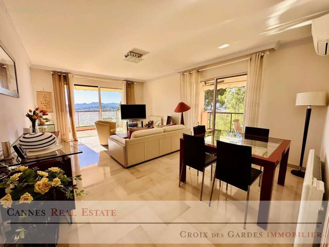 Appartement à LE CANNET