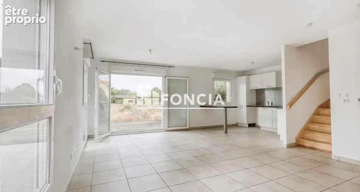  ROQUES — Duplex T4 · 82 m² · Jardin · Garage — Coup de cœur assuré ! - photo 3