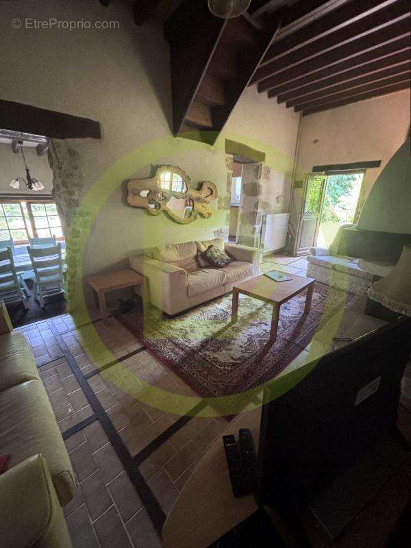 Maison à CHENERAILLES