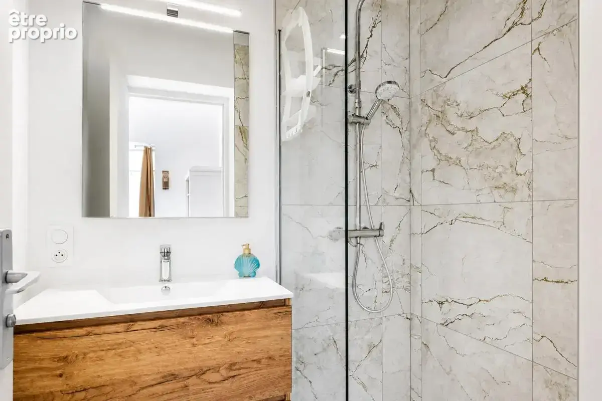 Maison de 7 pièces de 140 m² à Arès Emplacement d’exception - photo 19