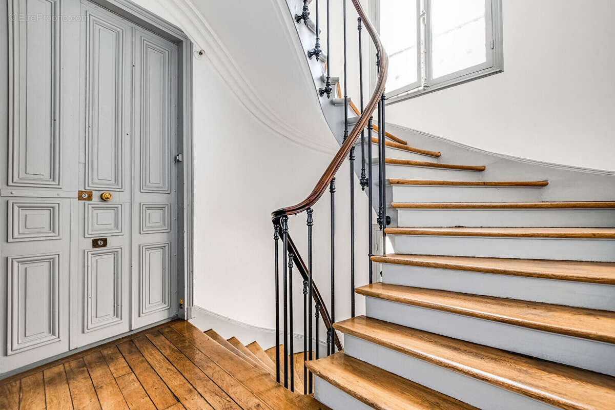 Paris 12ème-Bastille, Faubourg Saint-Antoine appartement 2 pièces 35,2m2 - photo 9