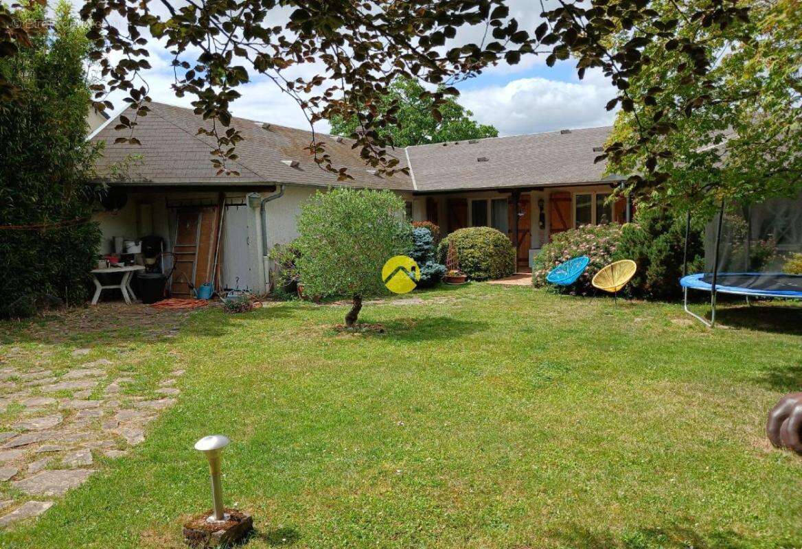 2 maisons et grands garages - photo 20