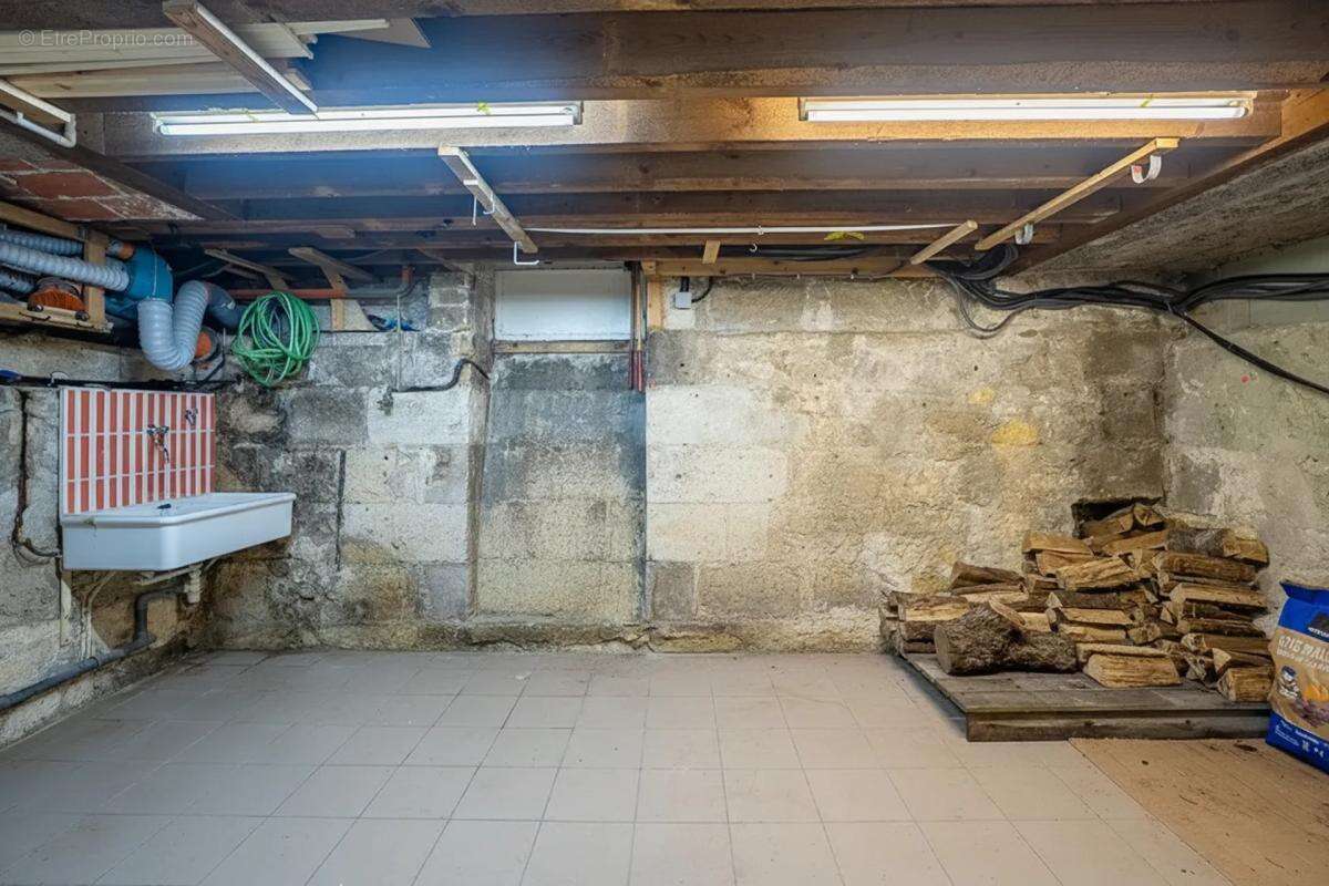 Maison en pierre rénovée de 142m² avec jardin – Saint Seurin - photo 16