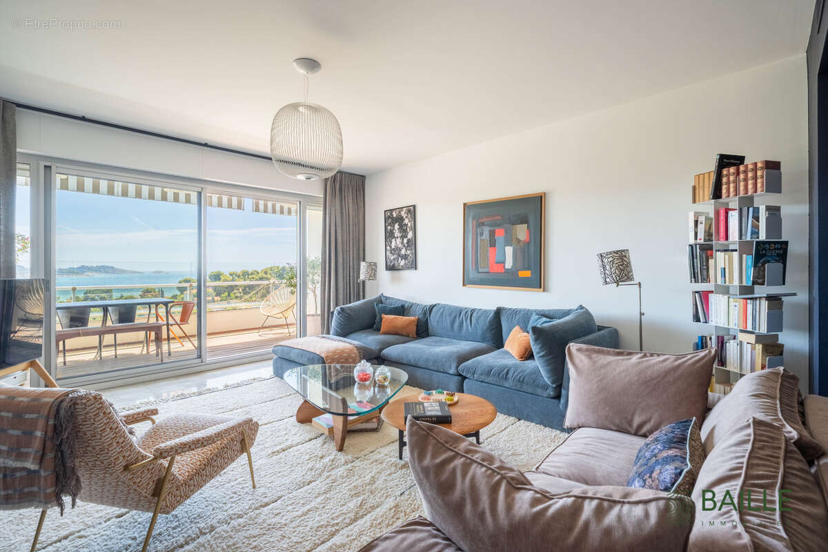 Appartement à MARSEILLE-8E