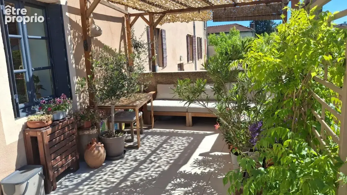 Duplex  climatise t4 terrasse  plein centre brignais - photo 2