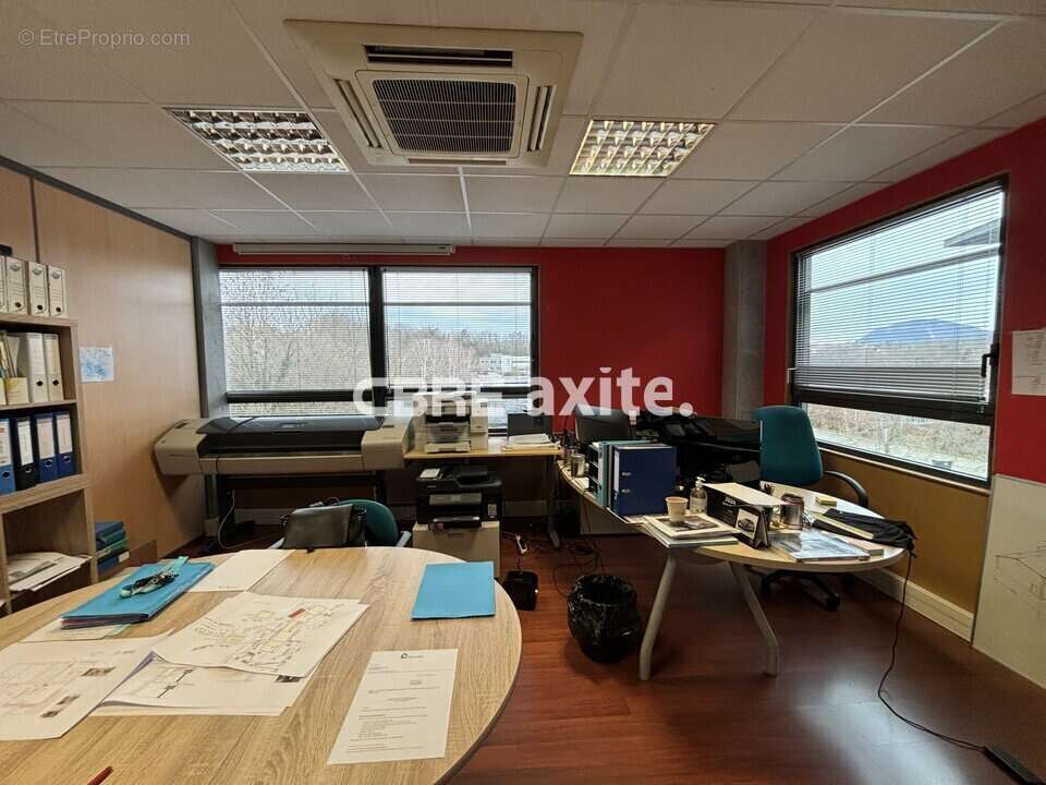 Commerce 64 m² à Chavanod  - photo 2