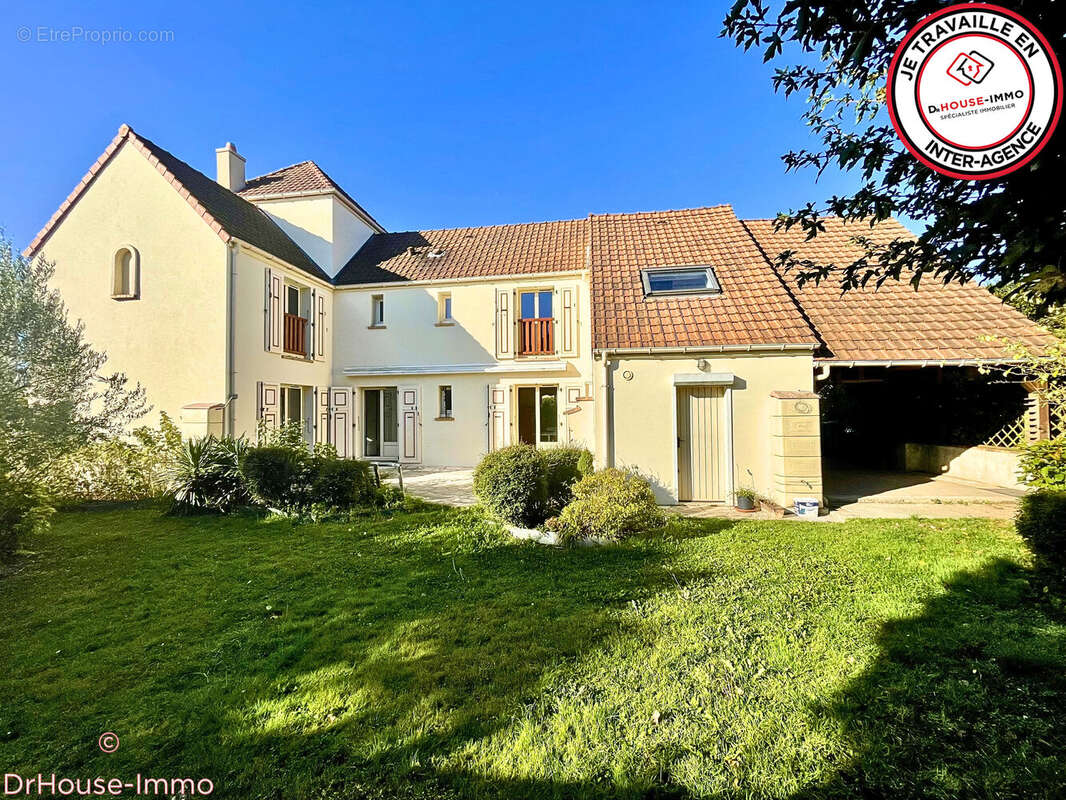 Maison à MONTEVRAIN