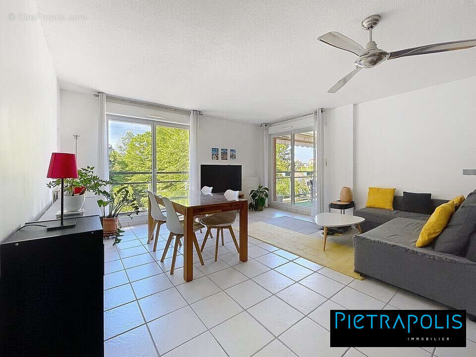 Appartement à SAINTE-FOY-LES-LYON