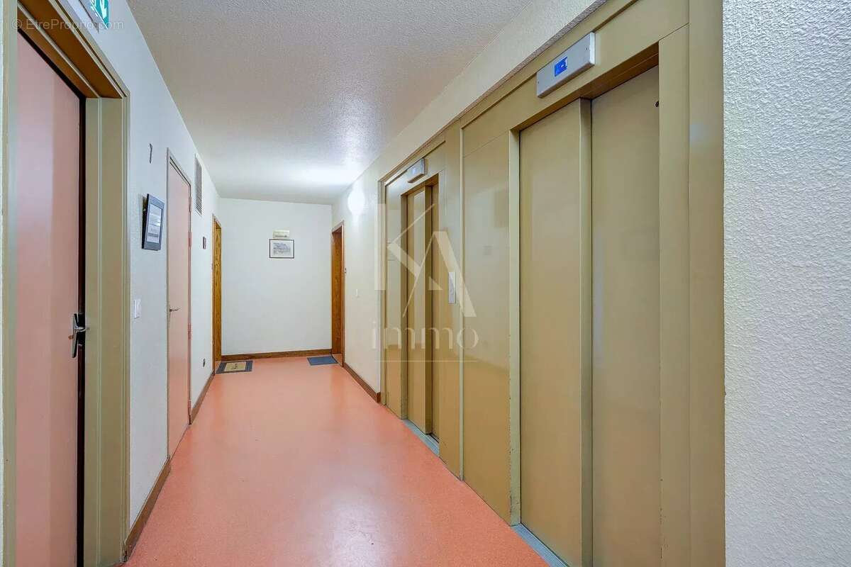Appartement à SURESNES