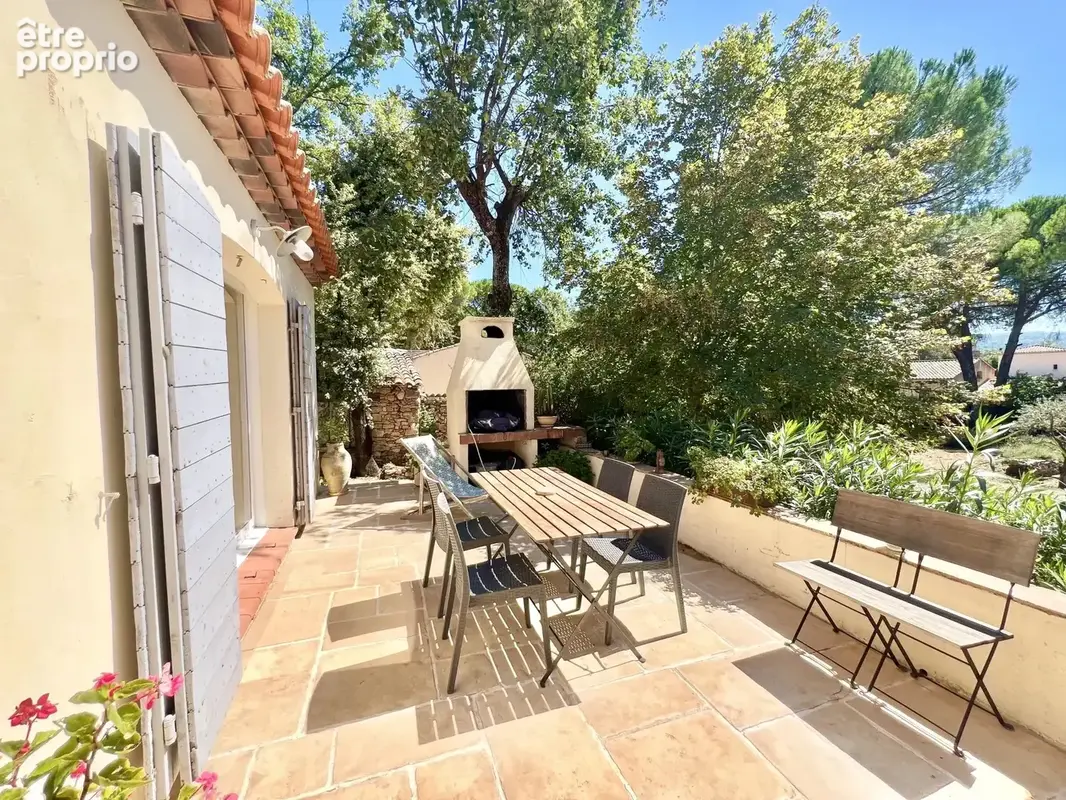 Bastide provençale de charme de 183.51 m² sur 1 980 m² de terrain paysagé avec piscine - photo 16