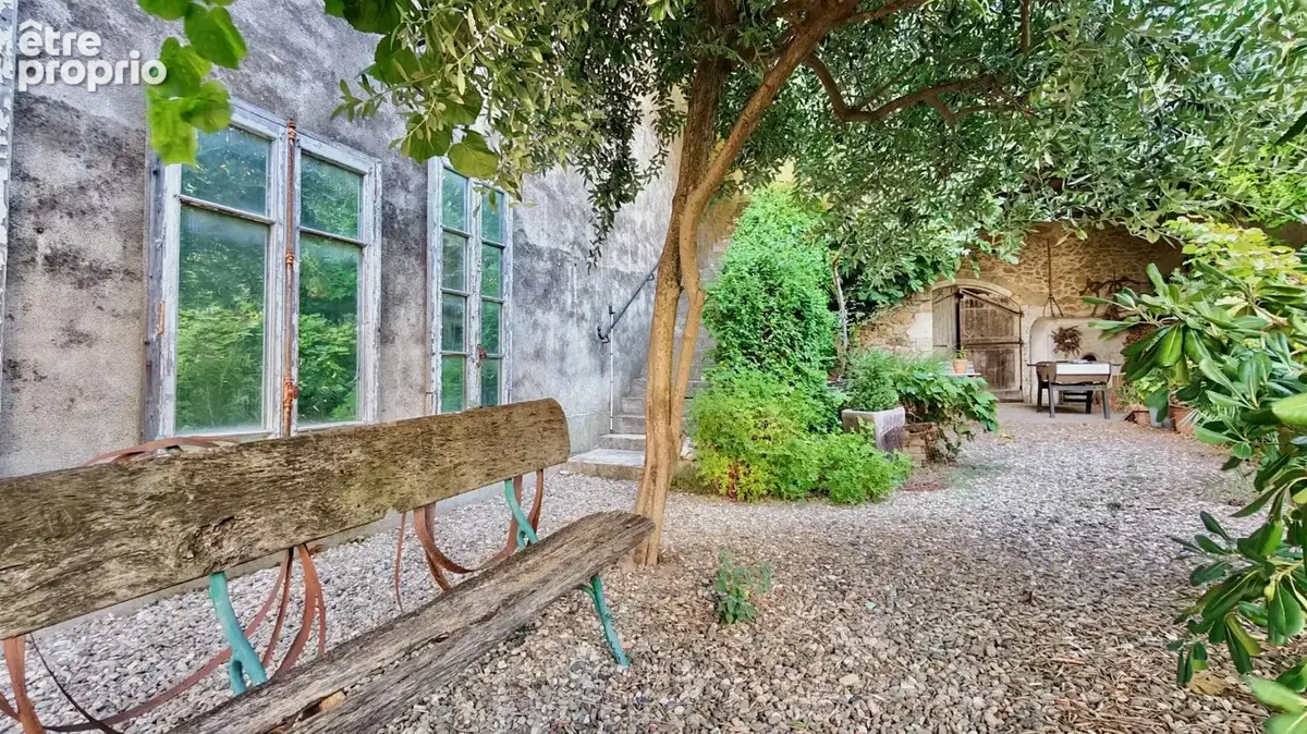 Une maison de caractère 10/10 – Magnifiquement rénovée et pleine de charme - photo 2