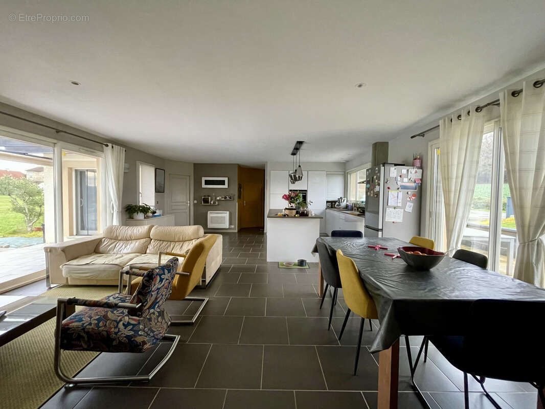 Maison à CASTEIDE-DOAT