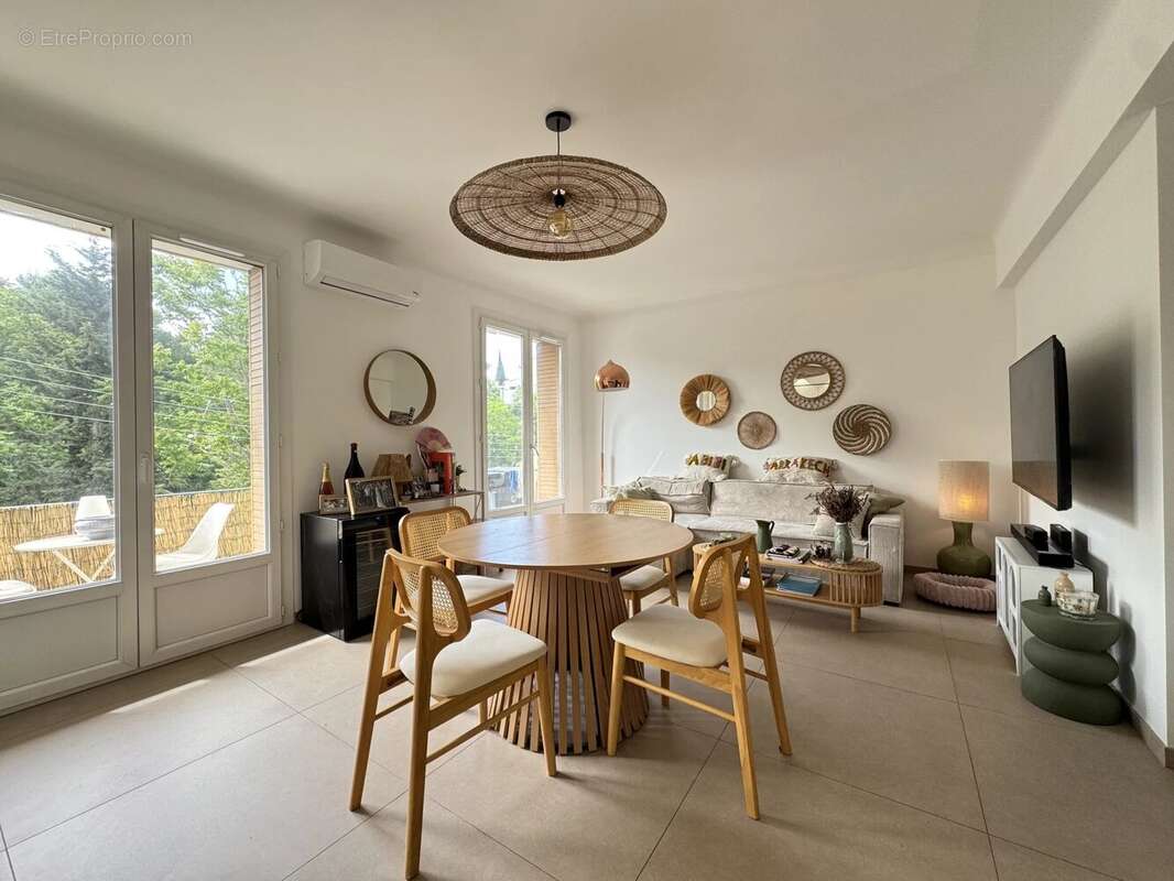 Appartement à MARSEILLE-7E