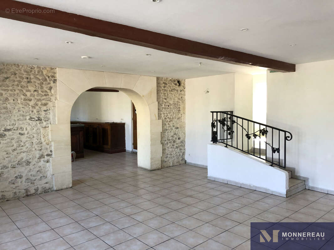 Appartement à MEUX