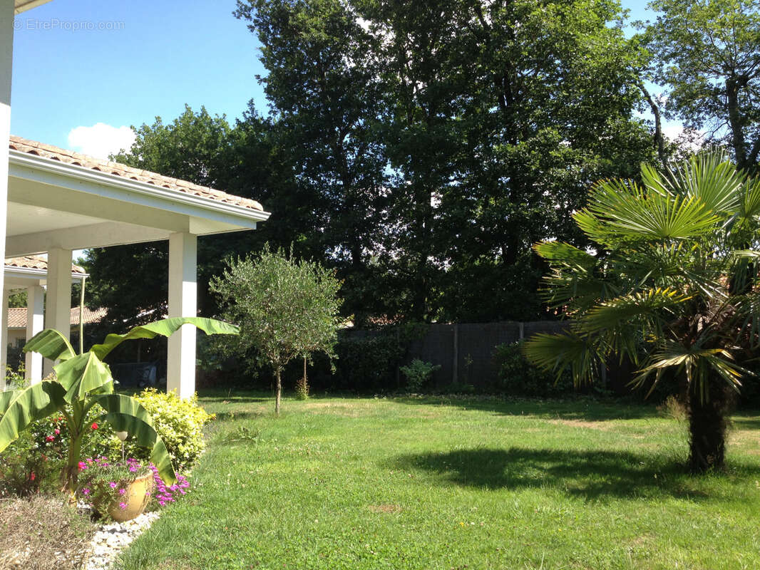 Maison à MARTIGNAS-SUR-JALLE