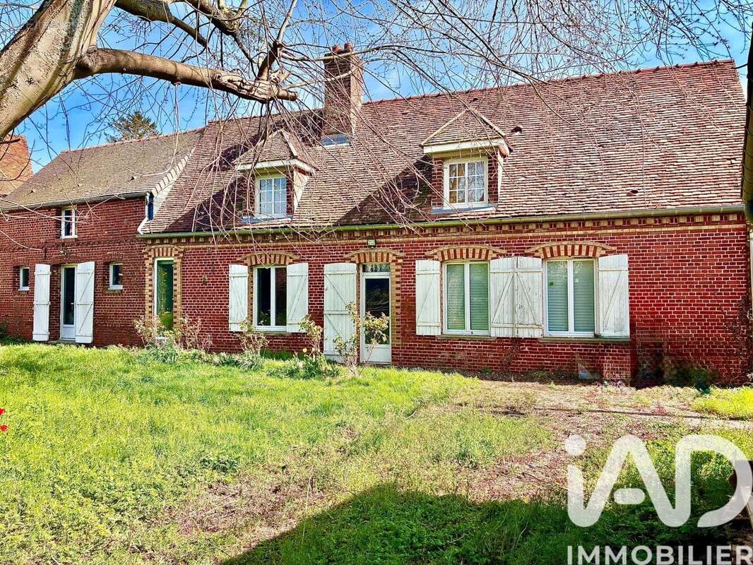 Maison 255 m² à Lafraye  - photo 2