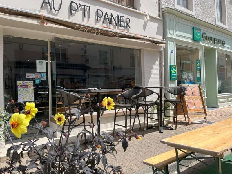 Commerce à PIERRE-DE-BRESSE