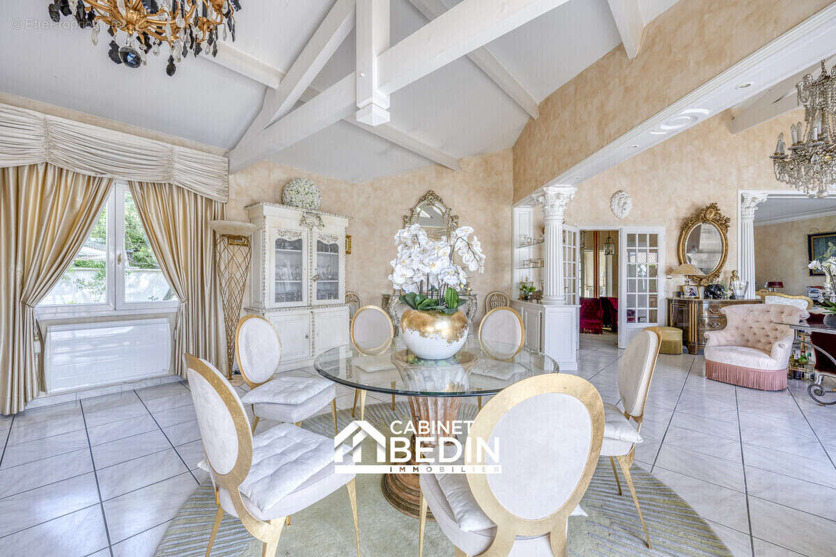 Maison 195 m² à Pessac  - photo 6