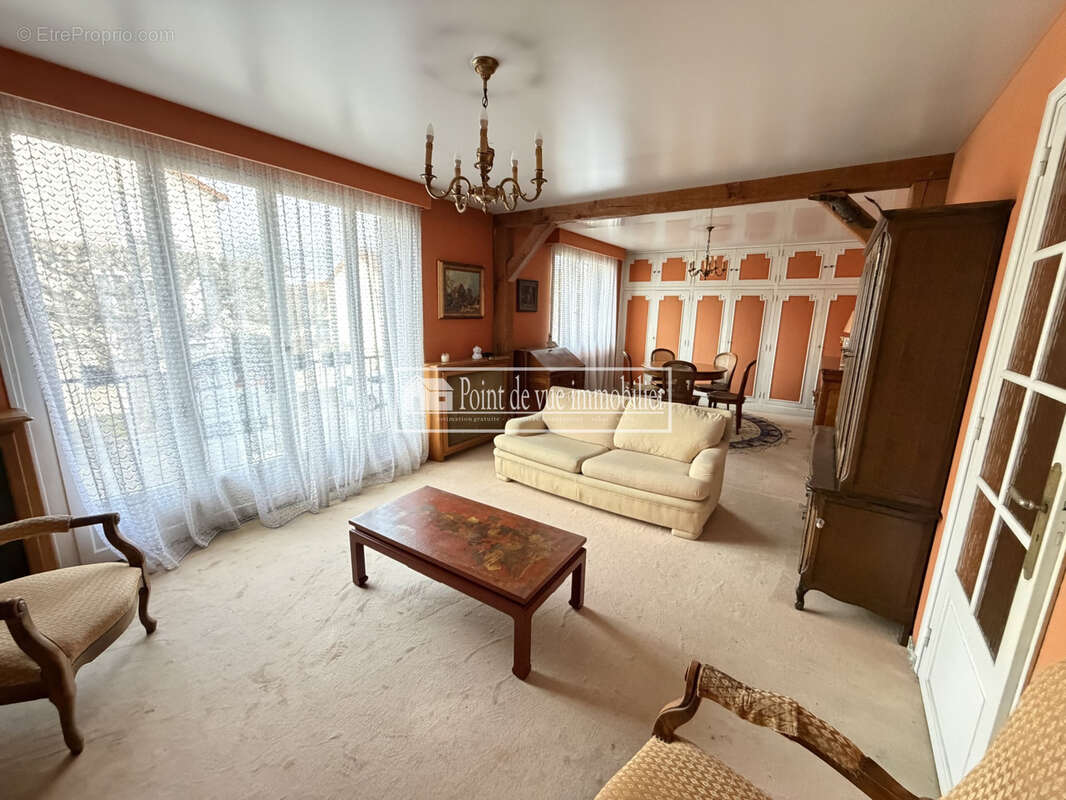 Maison à SAVIGNY-SUR-ORGE