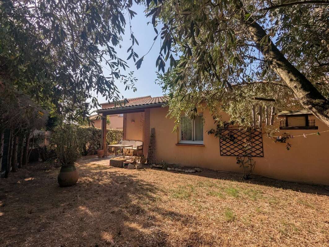 A vendre - villa t4 + garage - chapitre - photo 3