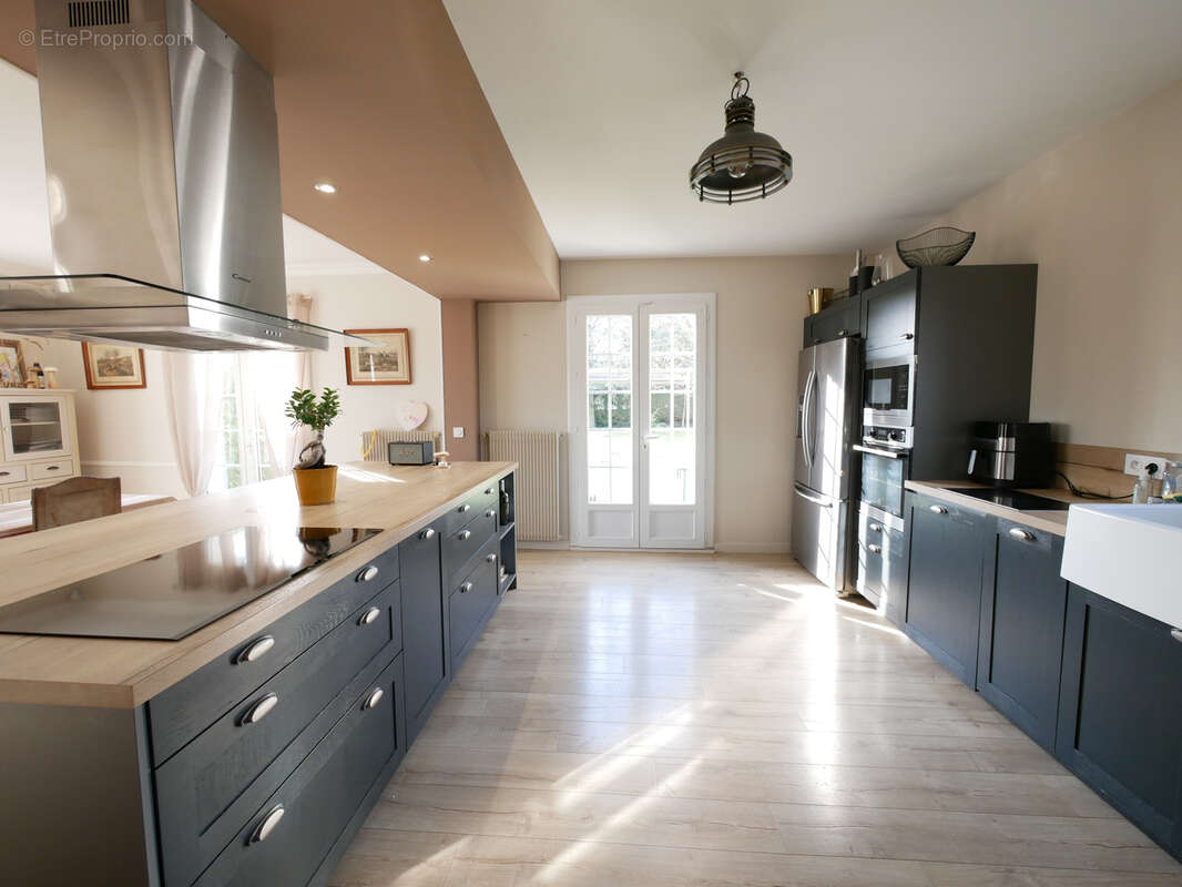 Maison à ROUSSILLON