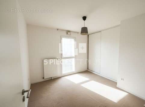 Appartement à COLOMBES