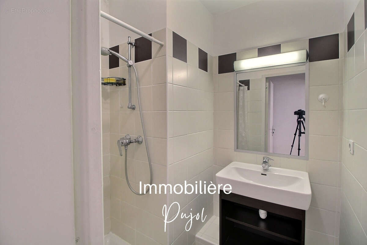 Appartement à MARSEILLE-2E