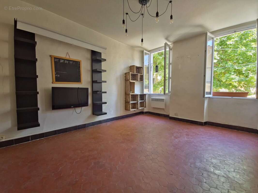 Appartement à AUBAGNE