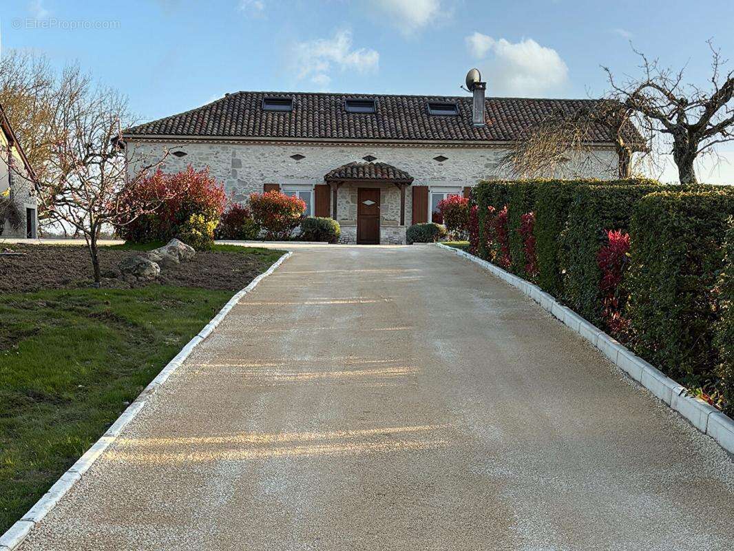 Maison à CANCON
