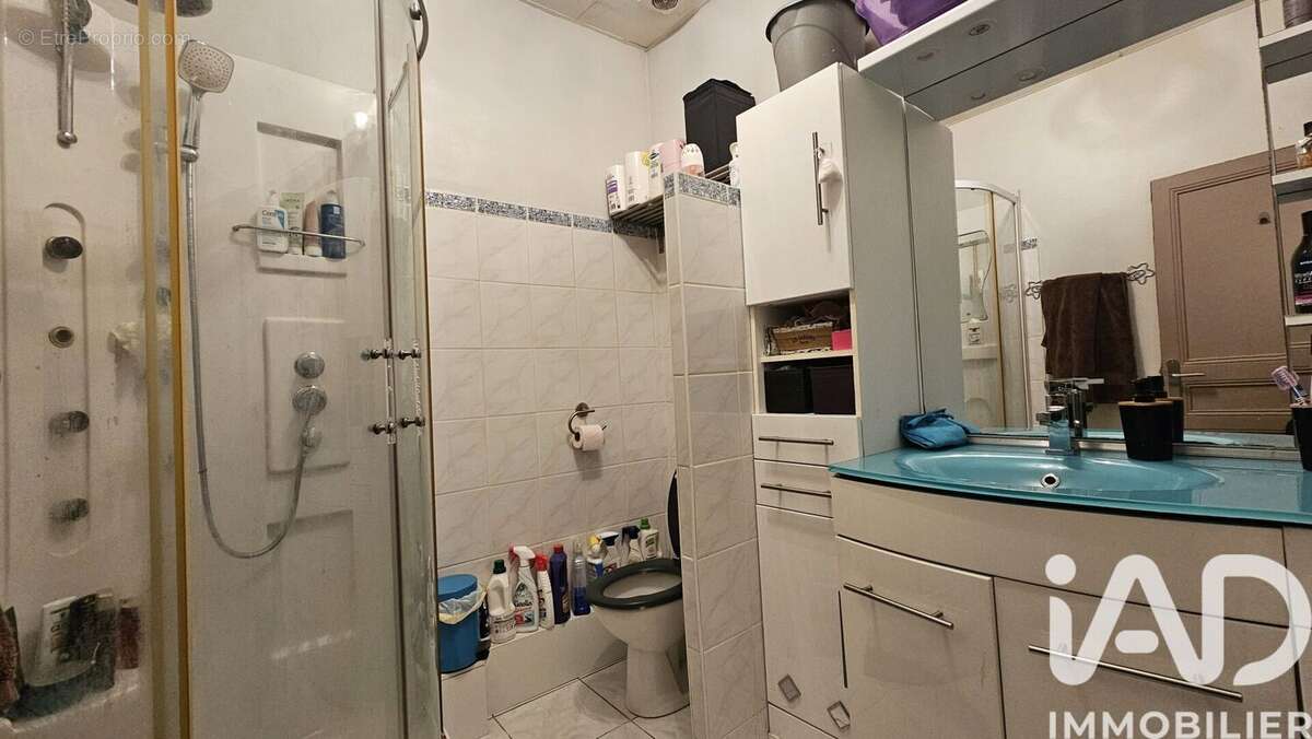 Photo 9 - Appartement à MARSEILLE-3E