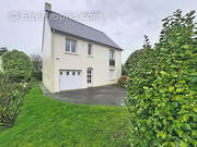 Maison à LE RELECQ-KERHUON