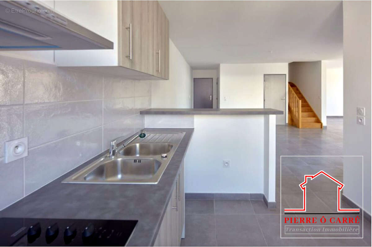 Appartement à SAINT-DENIS