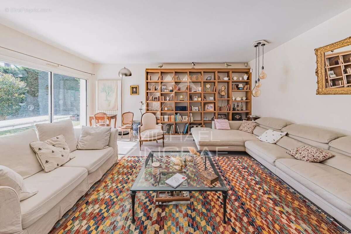 Maison à LE BOUSCAT