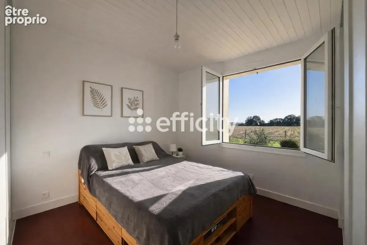 Maison 4 pièces 113 m² à vendre à Corme-Ecluse (17600) - photo 7