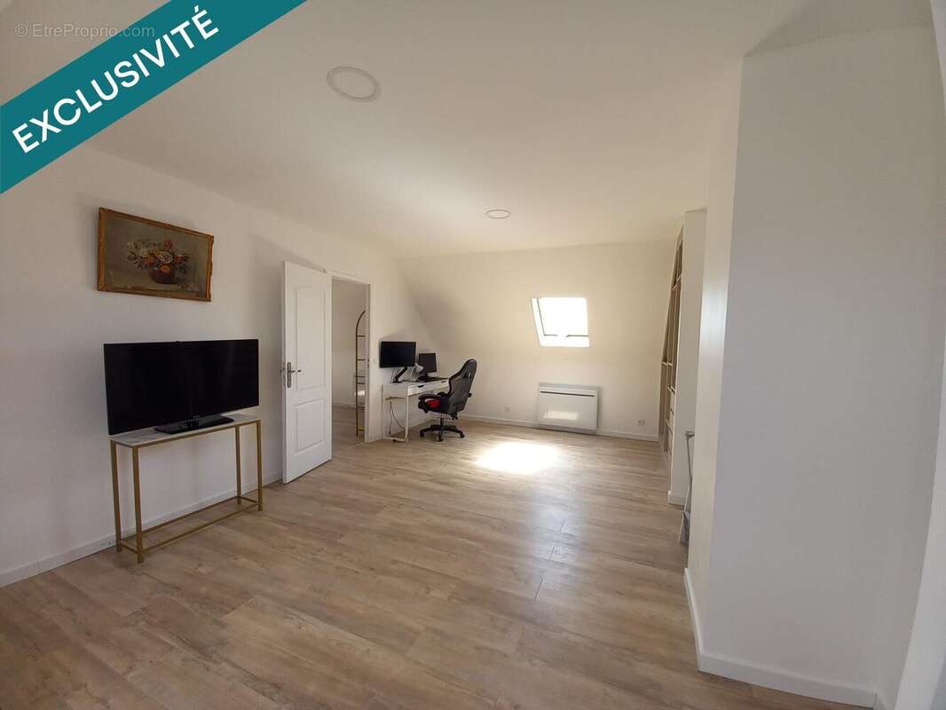 Maison 152 m² à Alluyes  - photo 5